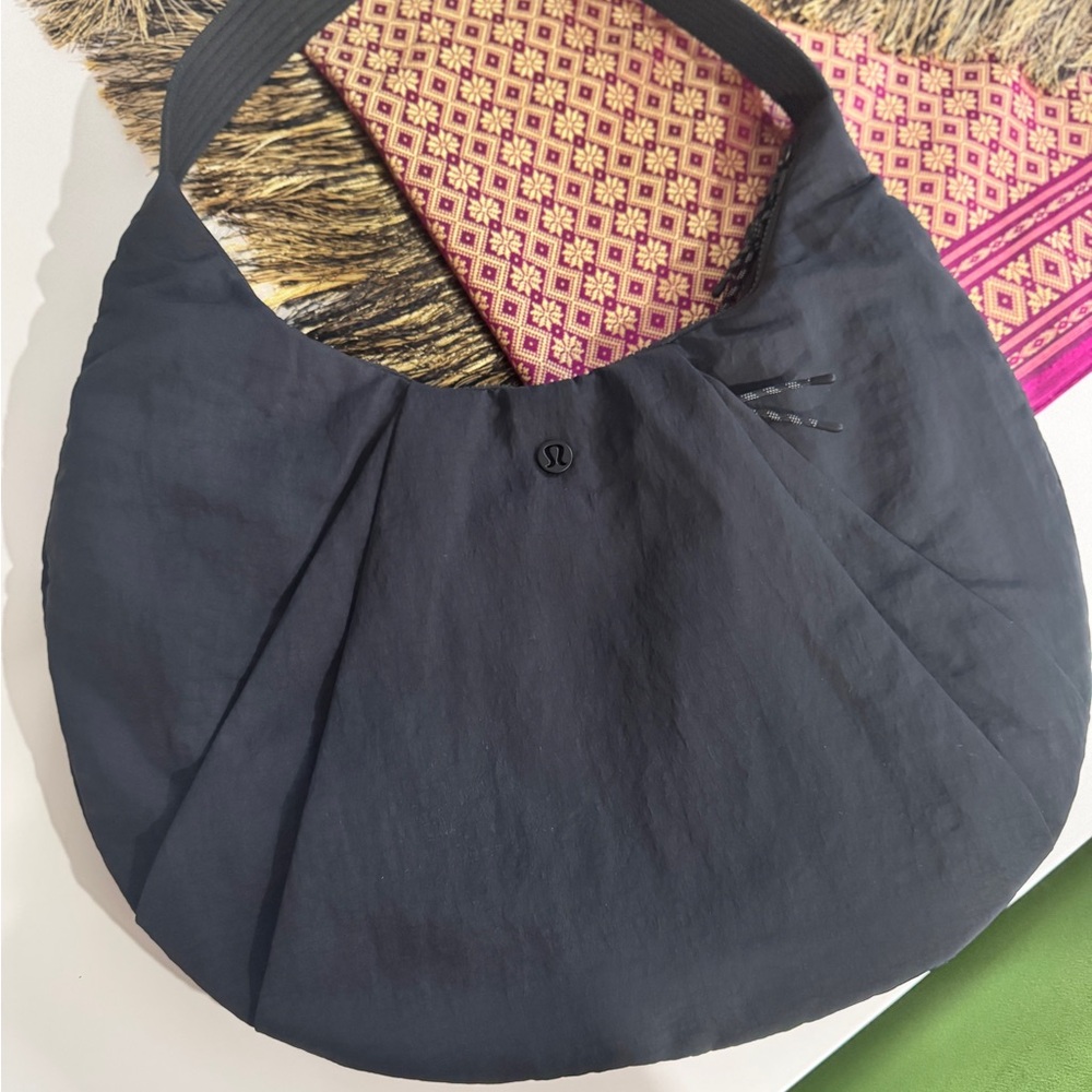 Lululemon Large Shoulder Bag